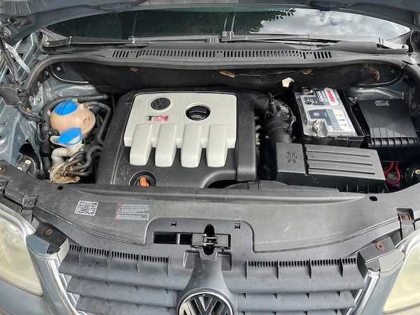 VOLKSWAGEN Touran 2003 — imagine 2