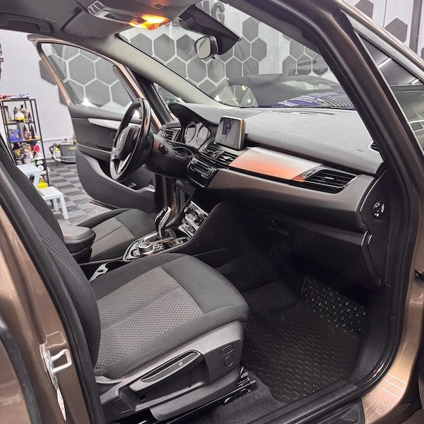 BMW 2 Series 2019 — imagine 9