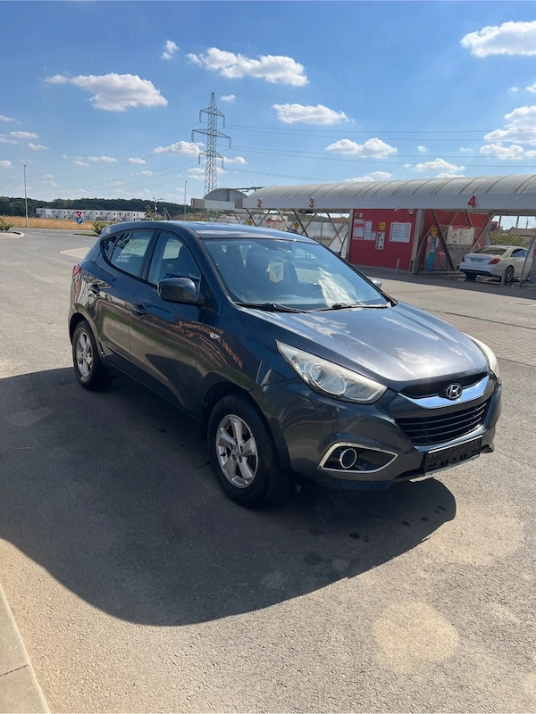 HYUNDAI ix35 2011 — imagine 3