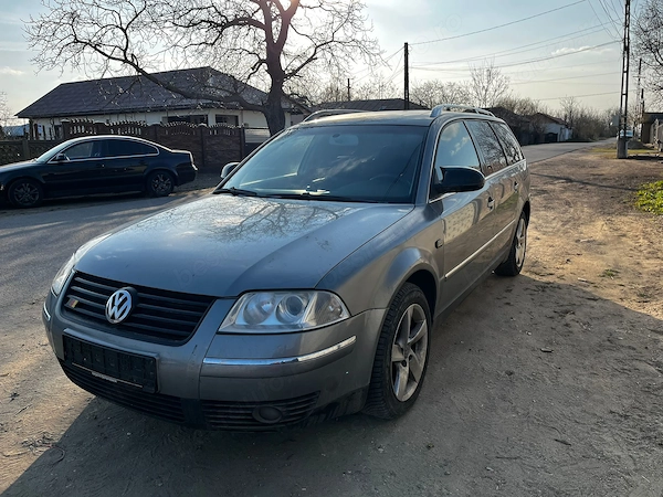 VOLKSWAGEN Passat 2003 — imagine 2