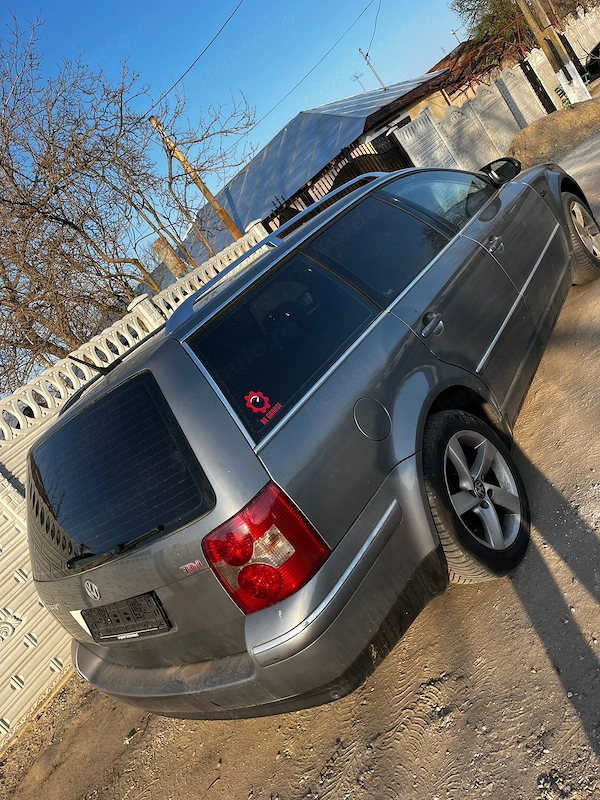 VOLKSWAGEN Passat 2003 — imagine 4