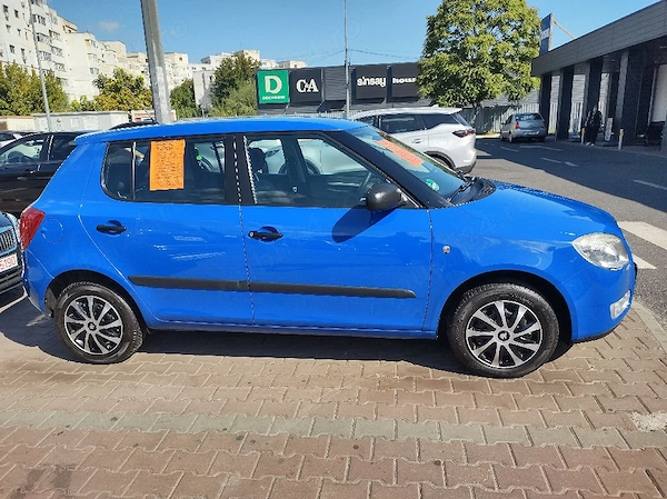 SKODA Fabia 2011 — imagine 3