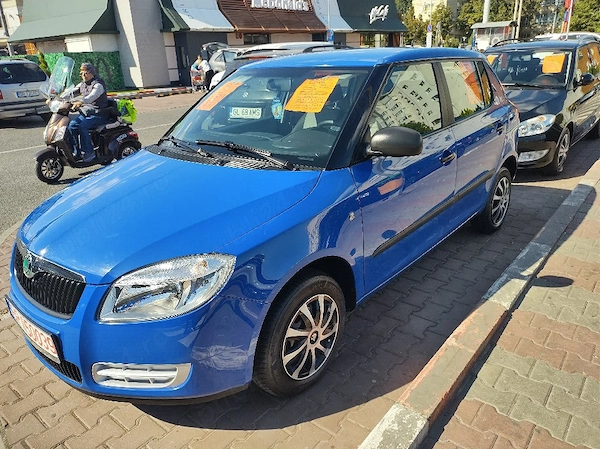 SKODA Fabia 2011 — imagine 2