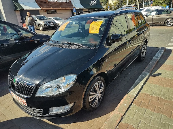 SKODA Fabia 2012 — imagine 3