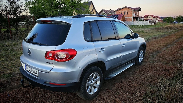 VOLKSWAGEN Tiguan 2009 — imagine 3