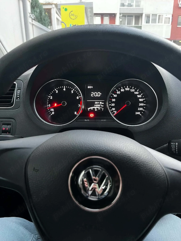 VOLKSWAGEN Polo 2014 — imagine 9