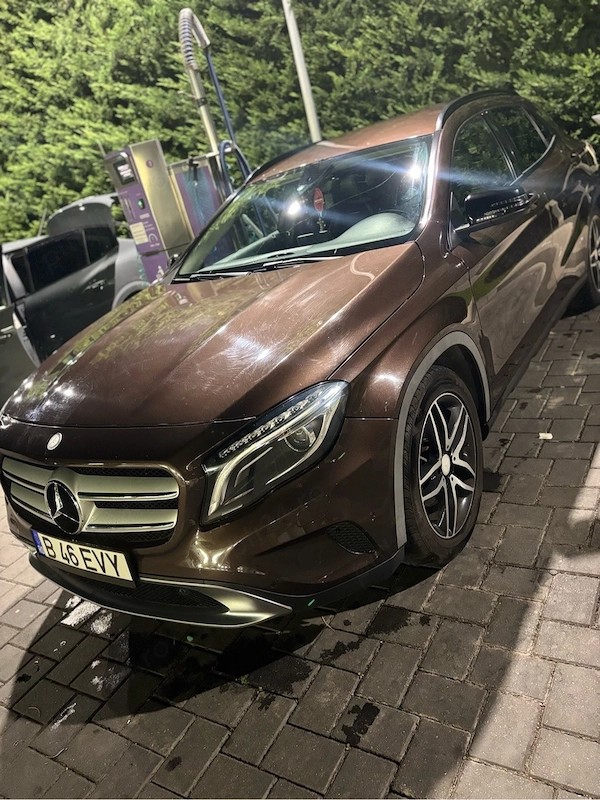 mercedes gla 2000