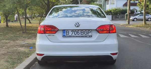 VOLKSWAGEN Jetta 2015 — imagine 3