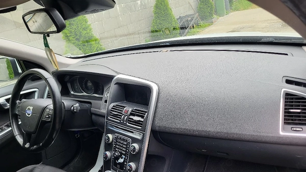 VOLVO XC60 2015 — imagine 5