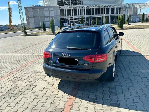 AUDI A4 2011 — imagine 4