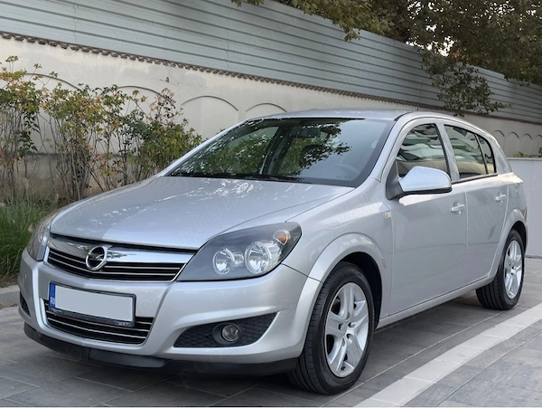 Opel Astra H - 1.6i 115cp Model 2011 125.000 km