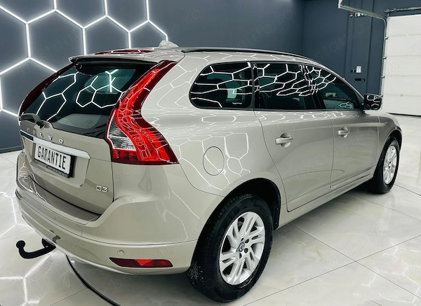 VOLVO XC60 2015 — imagine 4