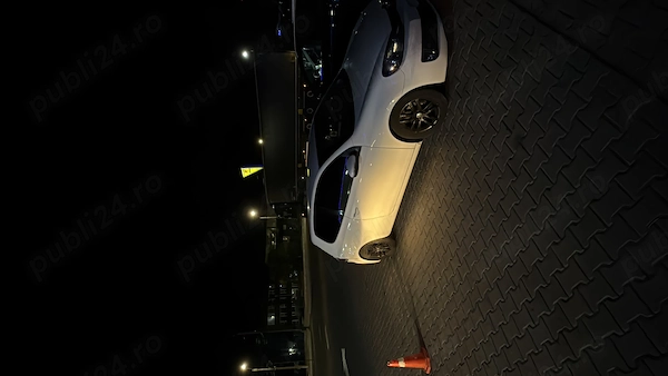VOLKSWAGEN Golf 2011 — imagine 4