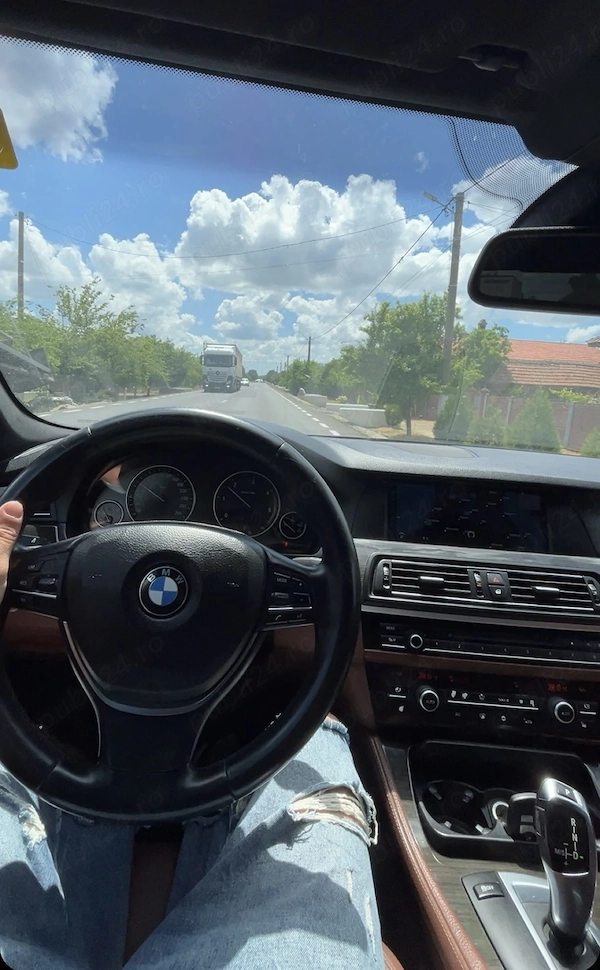 BMW 5 Series 2010 — imagine 5