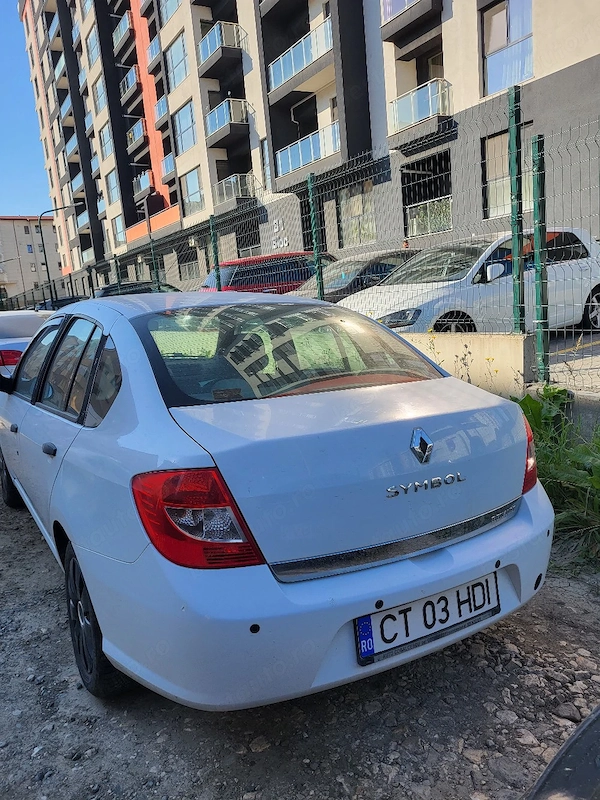 RENAULT Symbol 2011 — imagine 3