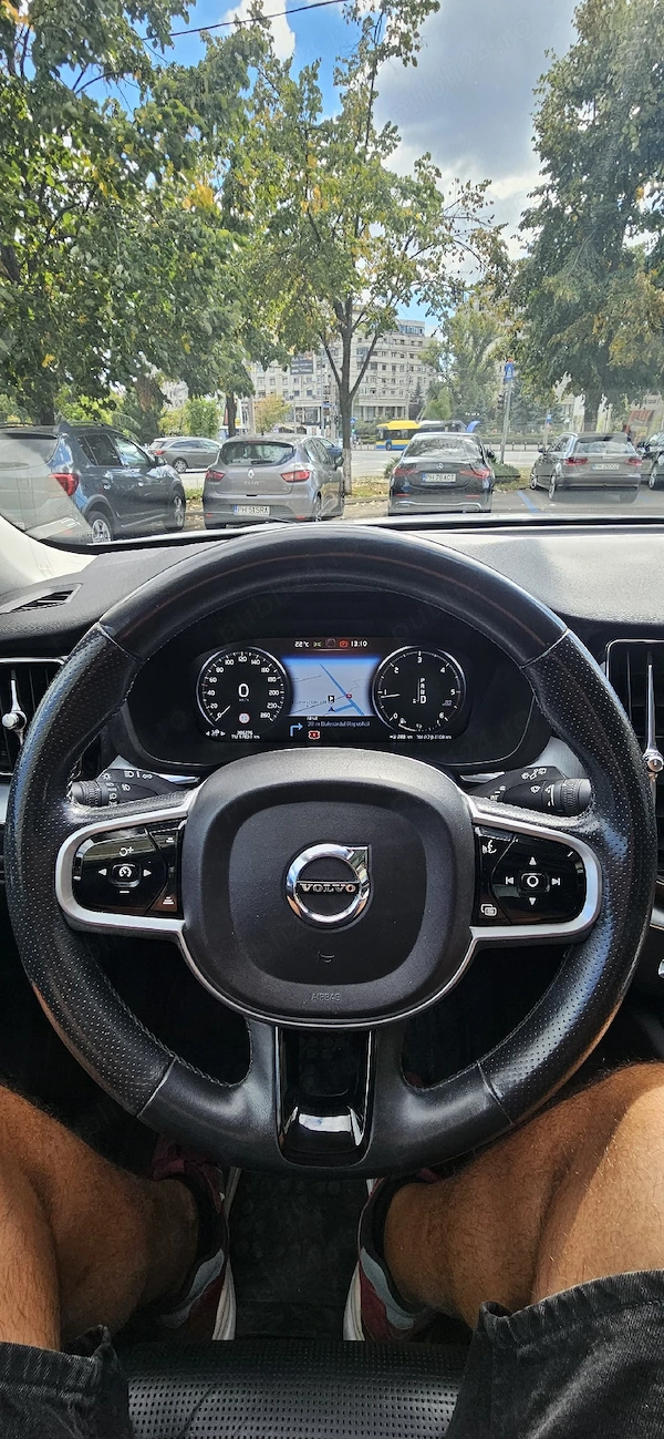 VOLVO XC60 2018 — imagine 3