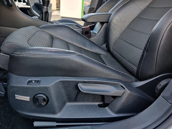 VOLKSWAGEN Golf 2016 — imagine 6
