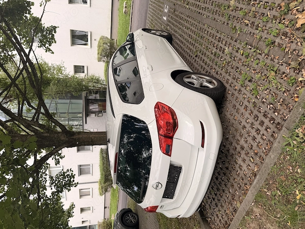 OPEL Astra 2011 — imagine 4