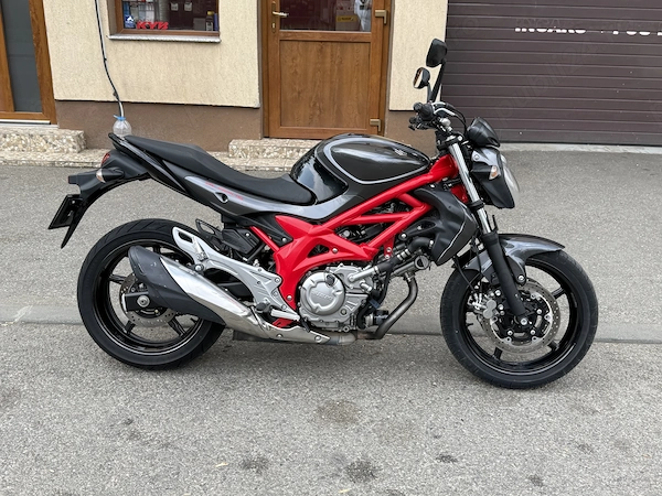 Suzuki svf650 abs gladius