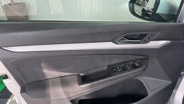 VOLKSWAGEN Golf 2021 — imagine 12