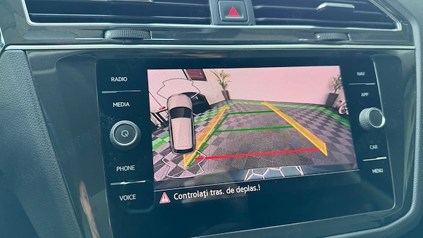VOLKSWAGEN Tiguan 2022 — imagine 11