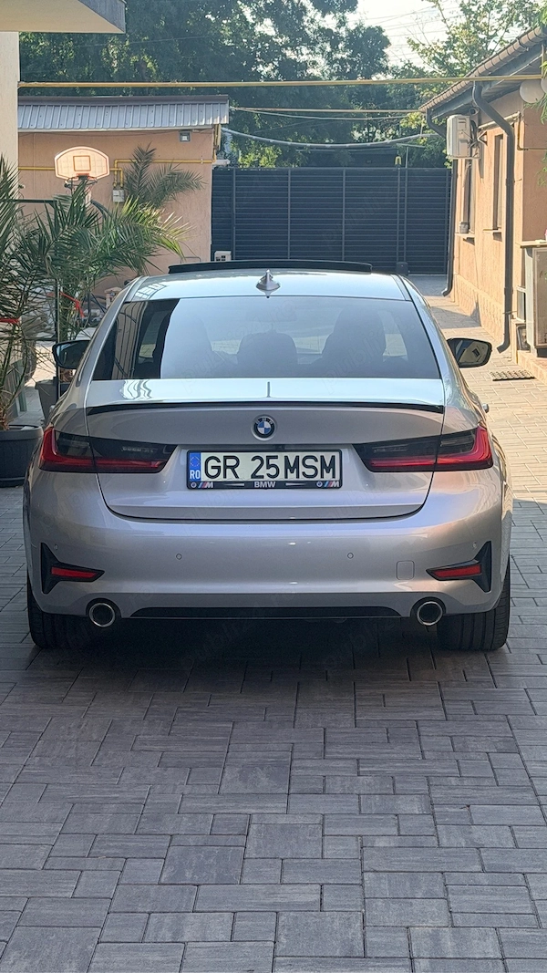 BMW 3 Series 2019 — imagine 5