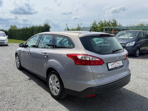 FORD Focus 2011 — imagine 3