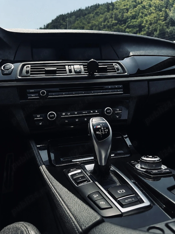 BMW 5 Series 2011 — imagine 5