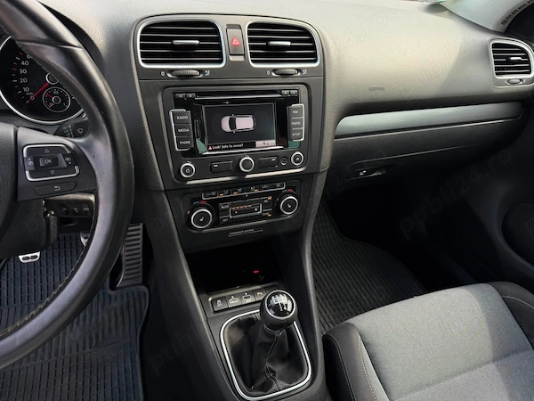 VOLKSWAGEN Golf 2011 — imagine 9