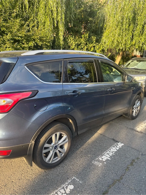 FORD Kuga 2019 — imagine 10