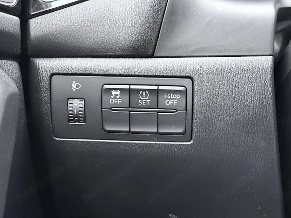 MAZDA 3 2015 — imagine 16