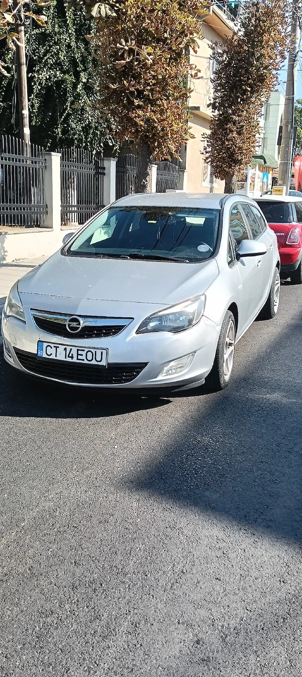 OPEL Astra 2012 — imagine 2