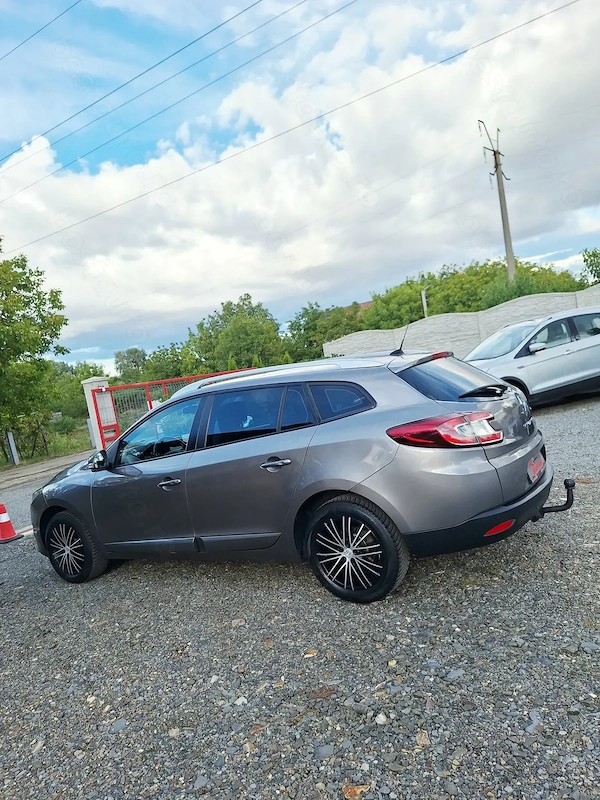 RENAULT Megane 2014 — imagine 3