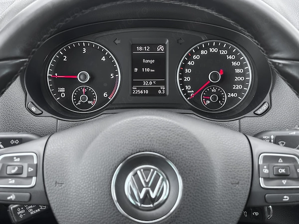 VOLKSWAGEN Sharan 2011 — imagine 17