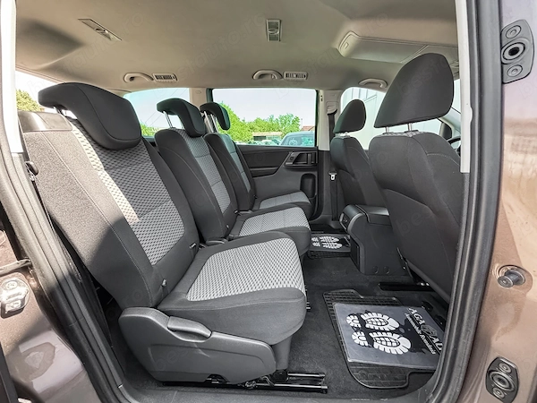 VOLKSWAGEN Sharan 2011 — imagine 11