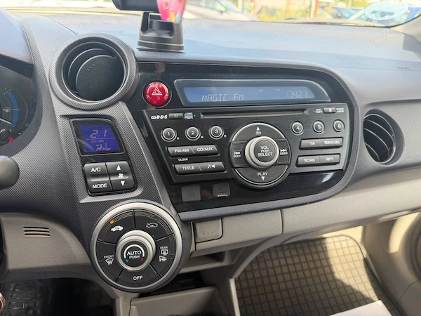 HONDA Insight 2010 — imagine 8