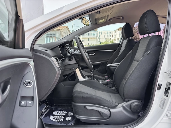 HYUNDAI i30 2012 — imagine 8