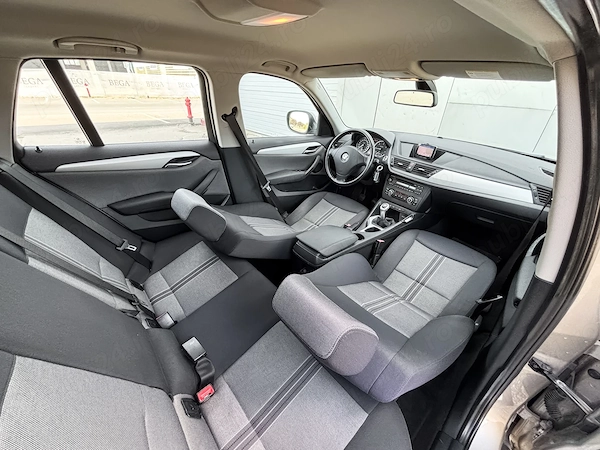 BMW X Series (Generic) 2010 — imagine 13
