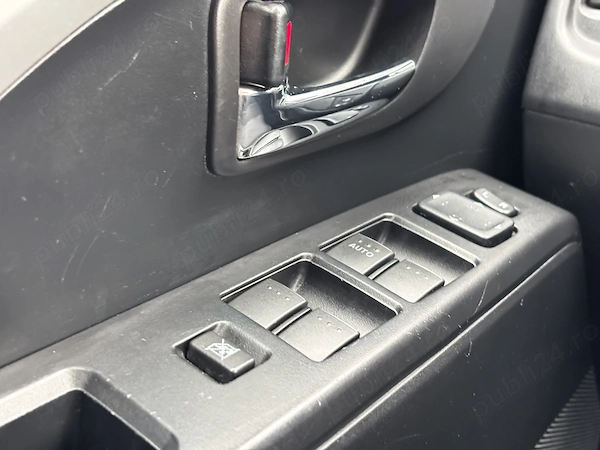 MAZDA 5 2011 — imagine 19