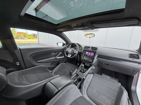 VOLKSWAGEN Scirocco 2010 — imagine 13