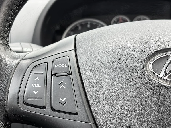HYUNDAI i30 2009 — imagine 18