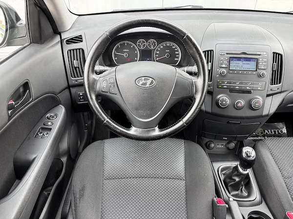 HYUNDAI i30 2012 — imagine 14