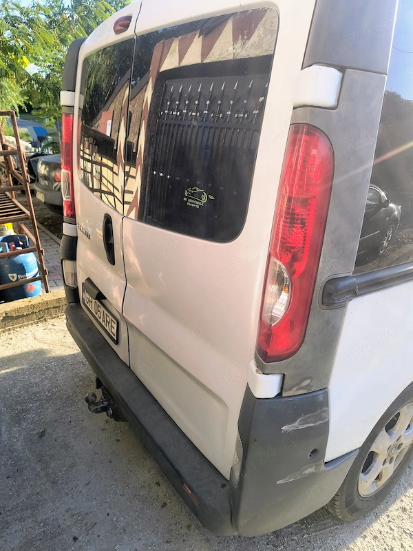 RENAULT Trafic 2008 — imagine 5