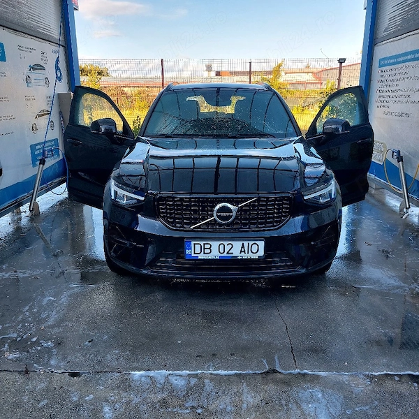 VOLVO XC40 2022 — imagine 5