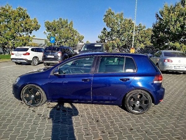 VOLKSWAGEN Golf 2010 — imagine 10