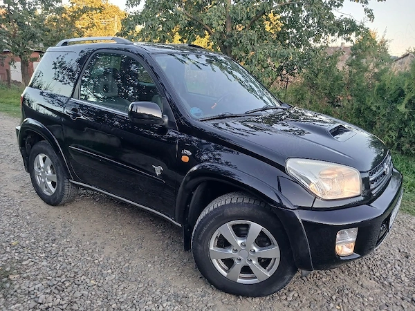TOYOTA RAV4 2004 — imagine 3