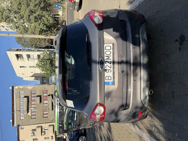 FORD Kuga 2012 — imagine 2