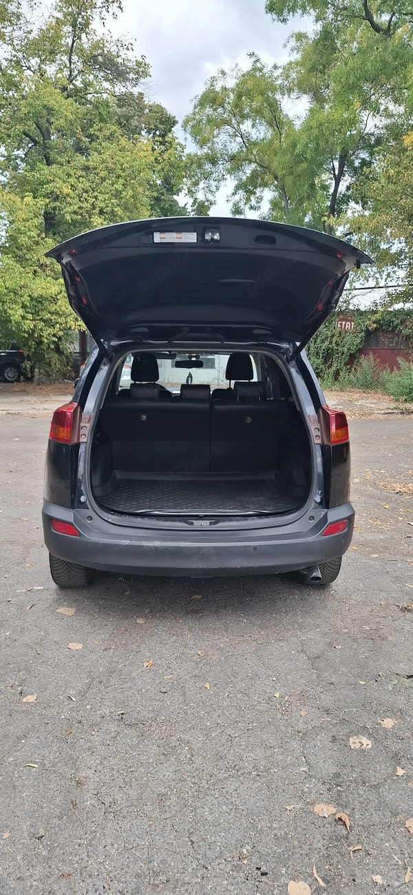 TOYOTA RAV4 2015 — imagine 3