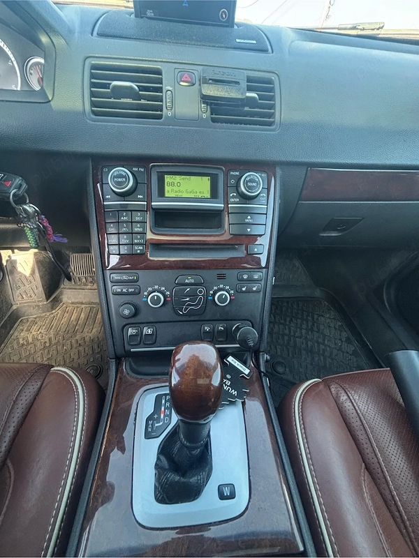 VOLVO XC90 2011 — imagine 5