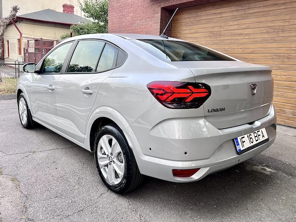 DACIA Logan 2022 — imagine 3